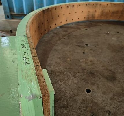 6100 BGO Garniture de frein tressée renforcée de fil de laiton en rouleau avec fibre aramide pour la résistance aux hautes températures